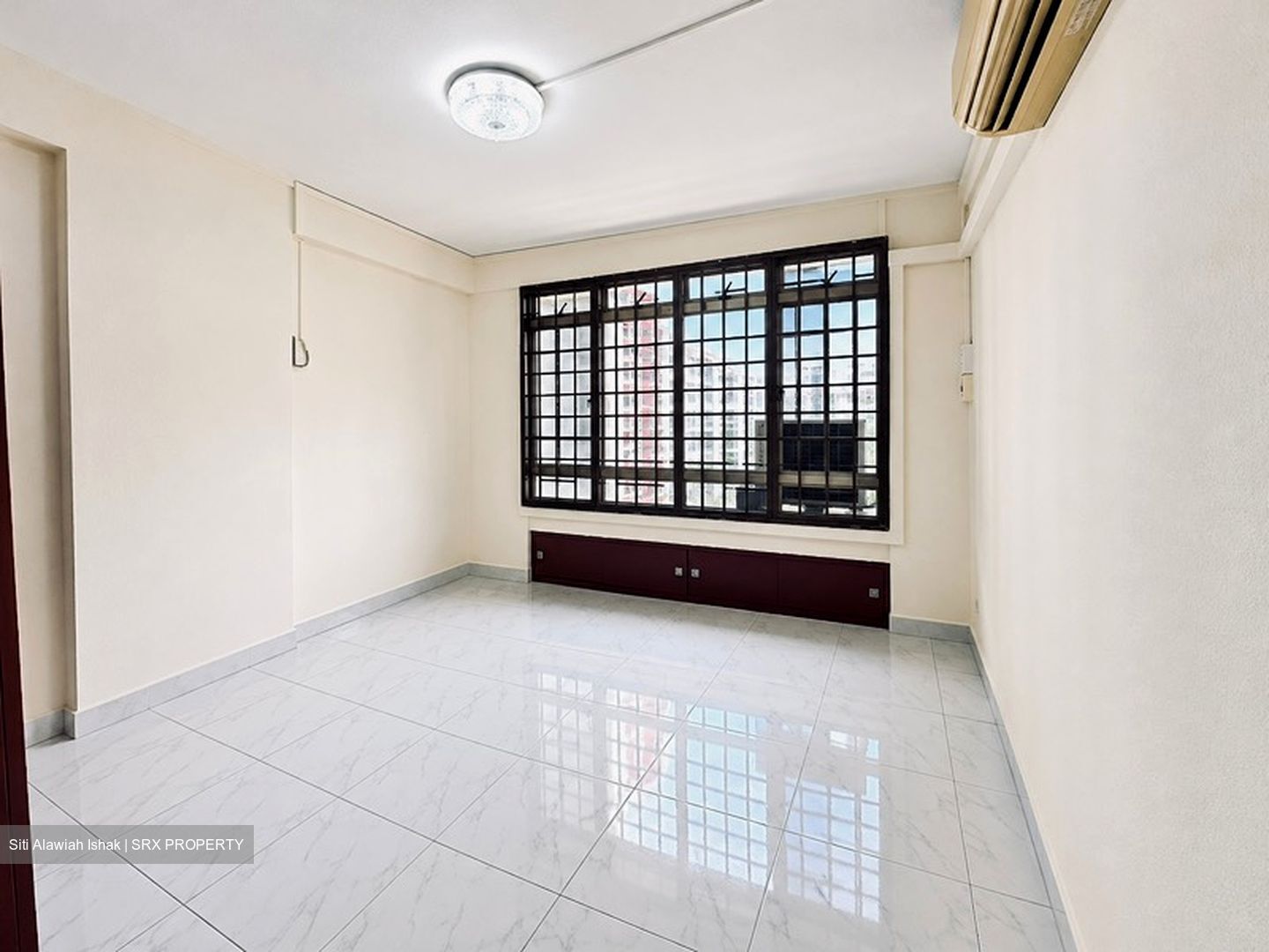Blk 308 Tampines Street 32 (Tampines), HDB Executive #638127671